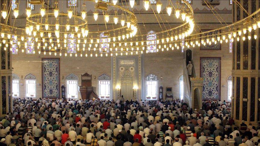 Diyanet haftanın Cuma hutbesini yayımladı! 24 Ekim 2025 Cuma Hutbesi’nde “Birlikte bereket, kardeşlikte rahmet vardır” mesajı 7
